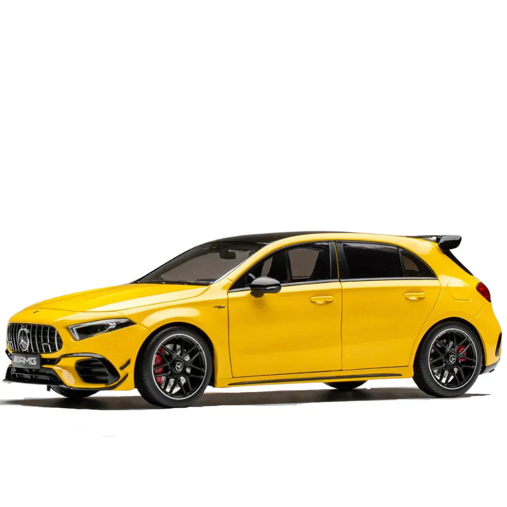 Carro Miniatura Mercedes AMG A45 S Escala 1:18