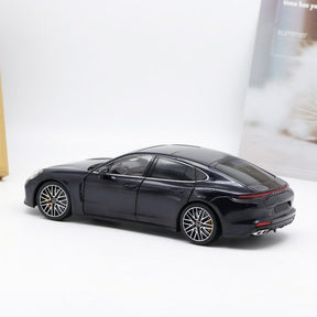 Carro Miniatura Porsche Panamera Turbo S | Escala 1:18