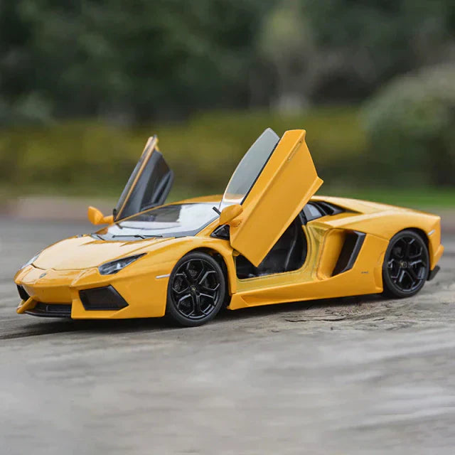 Carro Miniatura Lamborghini Aventador LP700-4 | Escala 1:24