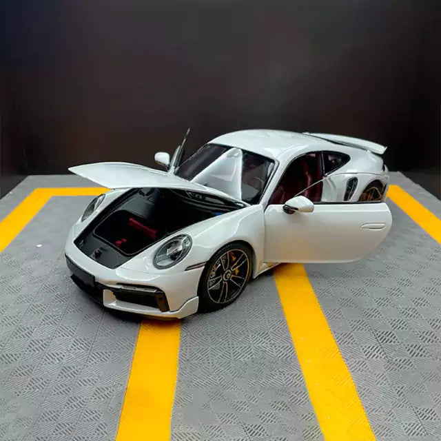 Carro Miniatura Porsche 911 (992) Turbo S | Escala 1:18
