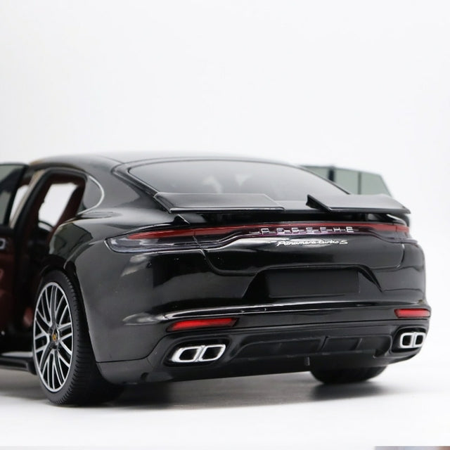 Carro Miniatura Porsche Panamera Turbo S | Escala 1:18