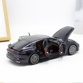 Carro Miniatura Porsche Panamera Turbo S | Escala 1:18