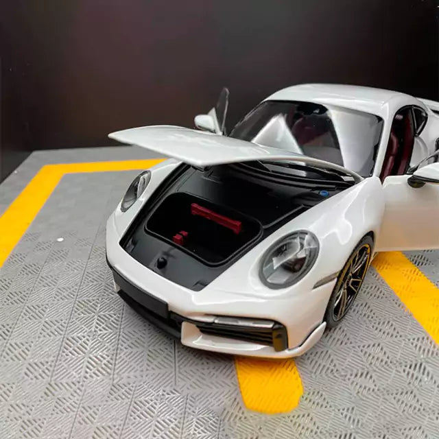 Carro Miniatura Porsche 911 (992) Turbo S | Escala 1:18