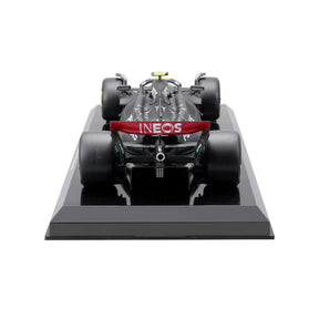 Carro Miniatura F1 Mercedes W14 2023 | Escala 1:24