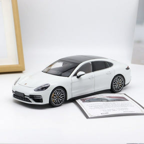 Carro Miniatura Porsche Panamera Turbo S | Escala 1:18