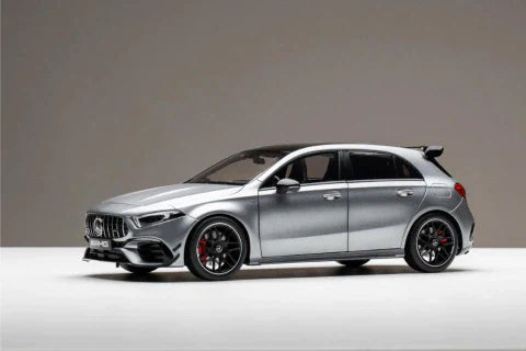 Carro Miniatura Mercedes AMG A45 S Escala 1:18