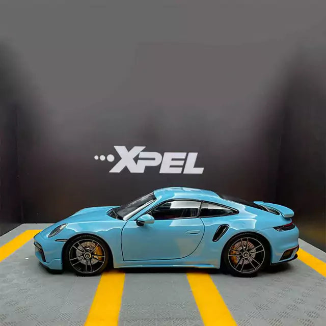 Carro Miniatura Porsche 911 (992) Turbo S | Escala 1:18