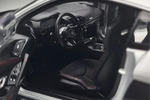 Carro Miniatura Audi R8 | Escala 1:18