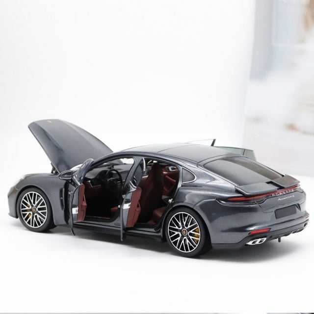 Carro Miniatura Porsche Panamera Turbo S | Escala 1:18